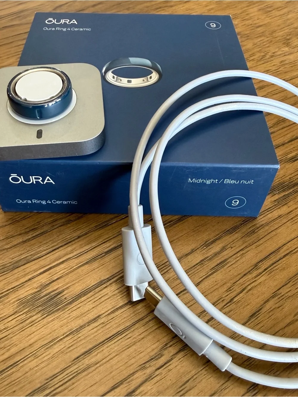 Oura Ring 4 Ceramic Midnight Blue